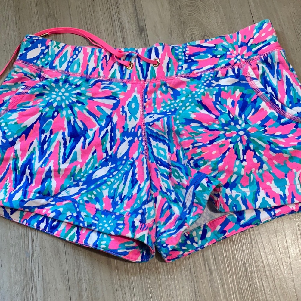 lilly pulitzer shorts with pocket